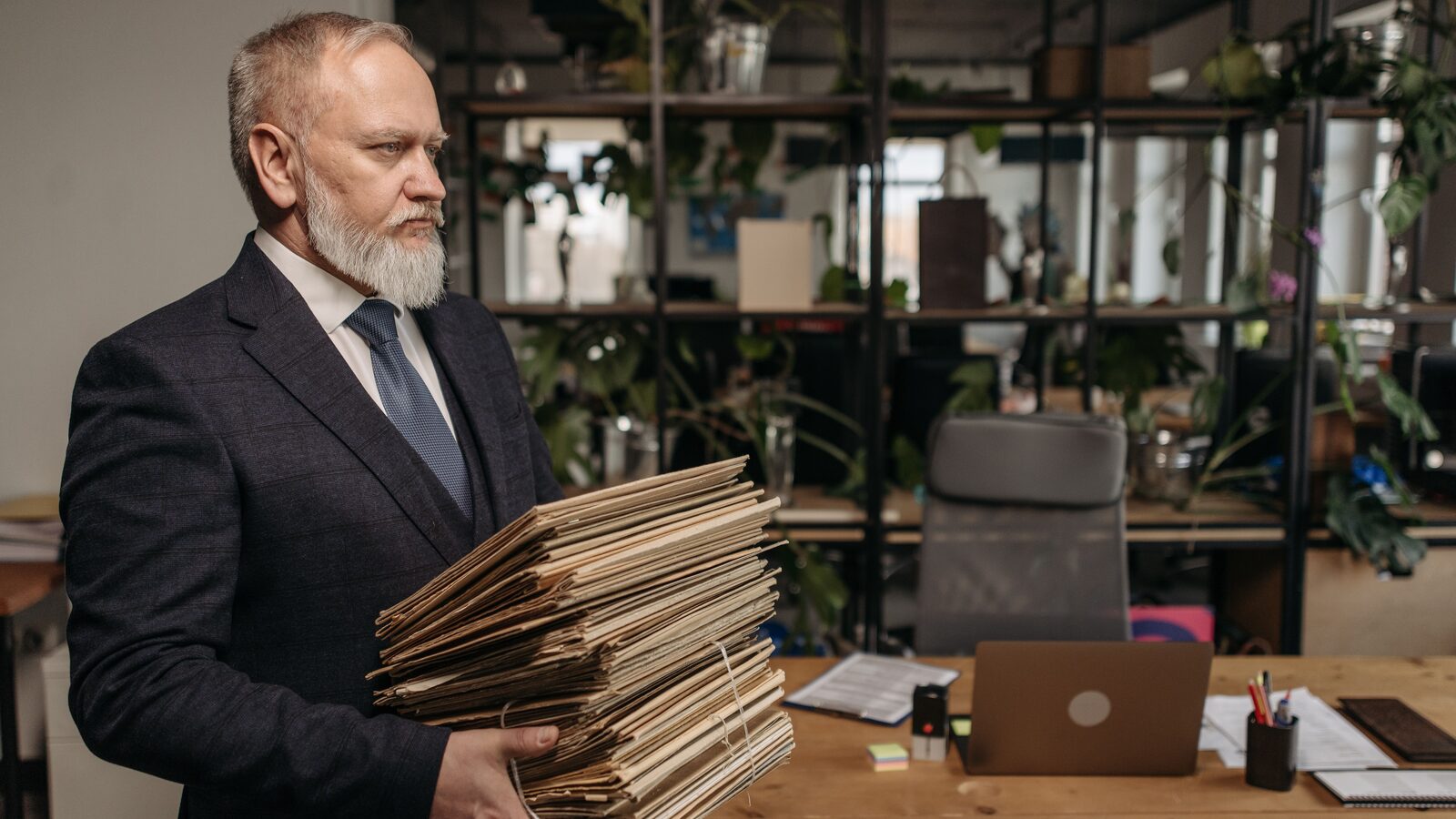10 Essential Documents Every UK Landlord Should Keep