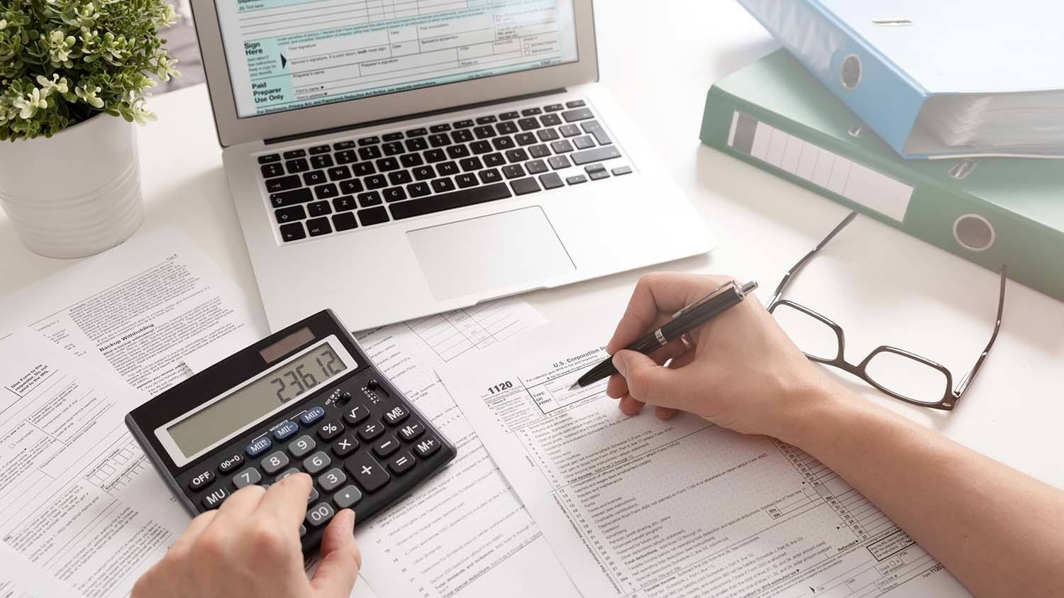 The Ownership Decision: How Smart Landlords Reduce Their Tax Exposure