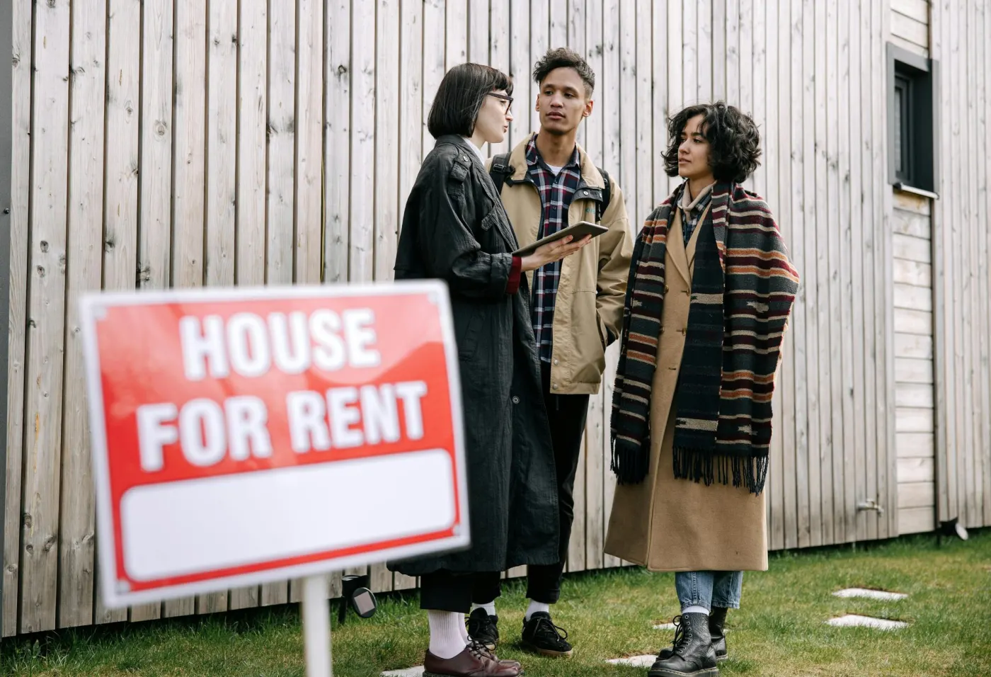 Raising Rent on Periodic Tenancies: The Legal Process Many Landlords Miss