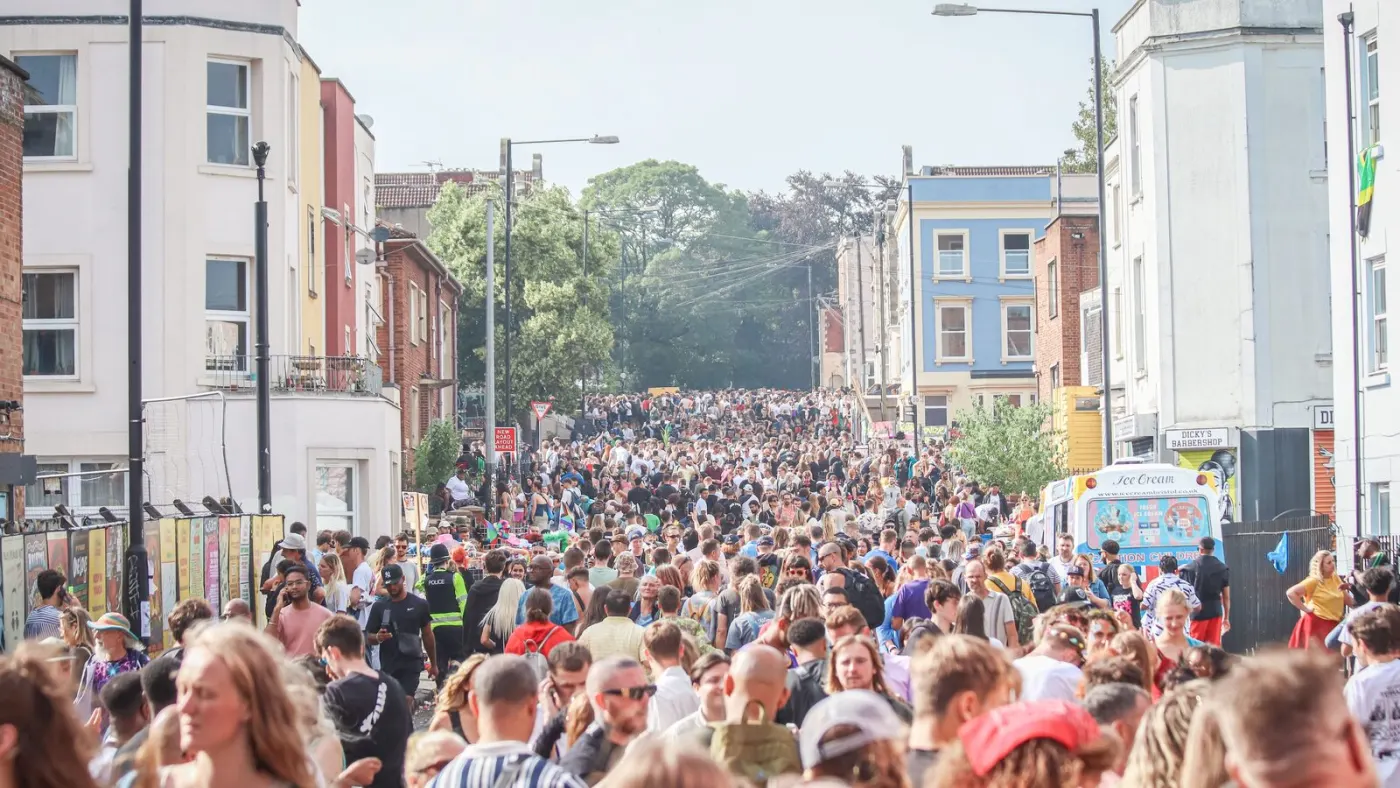 UK Heatwave Exposes Pressure on Rental Housing Standards